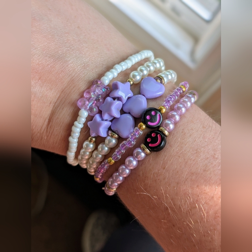 Purple And White Beaded Bracelet Set 5 Pack